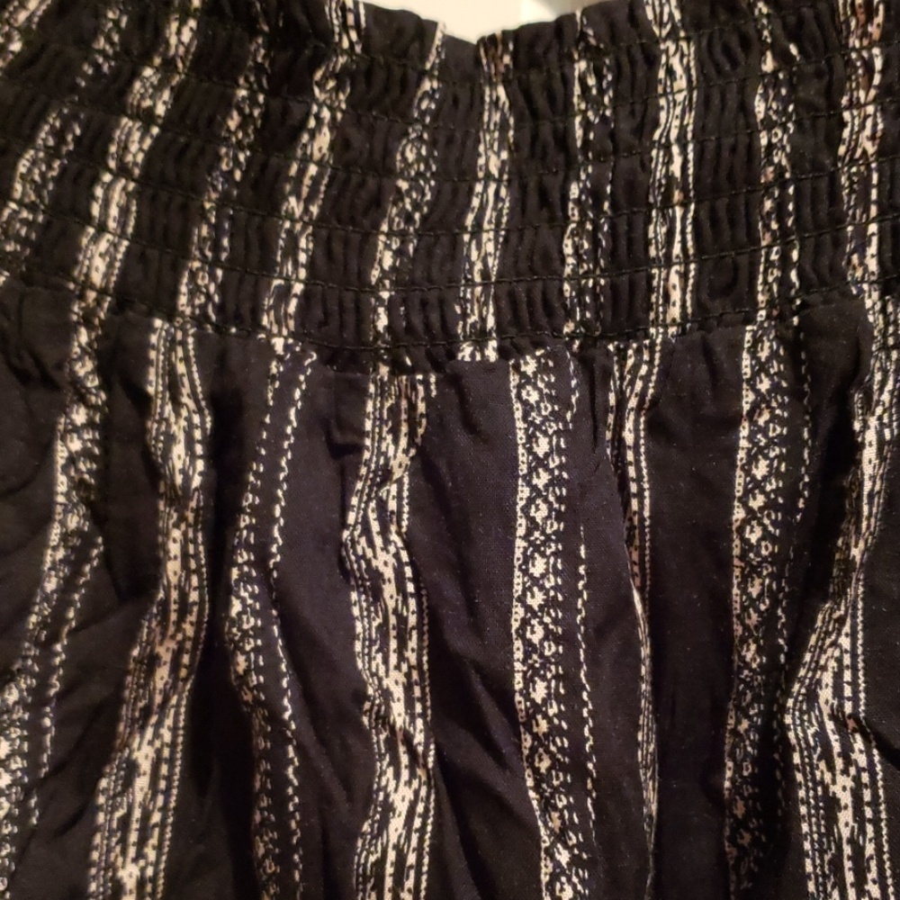 NWT - Womens Off Shoulder Romper - Picture 4 of 5